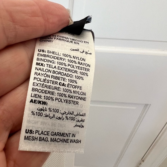 White mesh top with ocean embroidery. - Picture 9 of 9